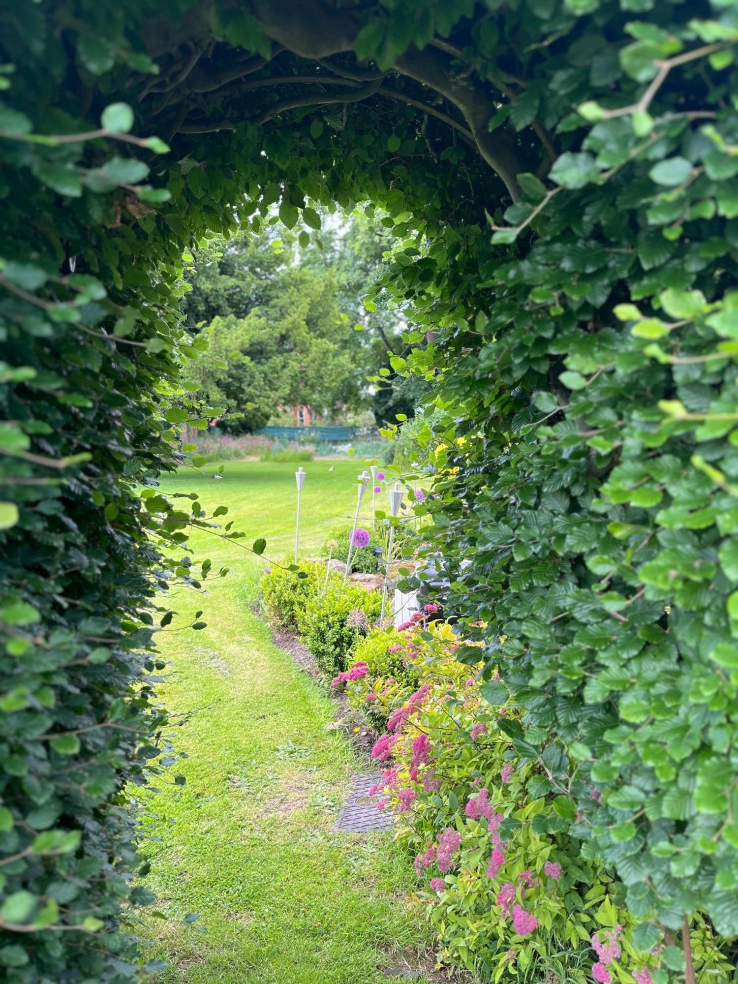 Spenford House 1640 Listed House Idilic Location Pub Walking Distance Bed and Breakfast Loppington Buitenkant foto